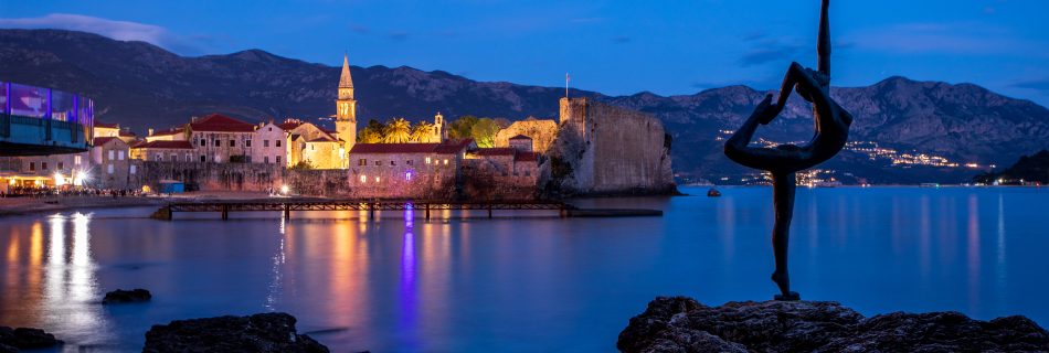 arijit-sarkar-budva-ballet-statue-blue-hour